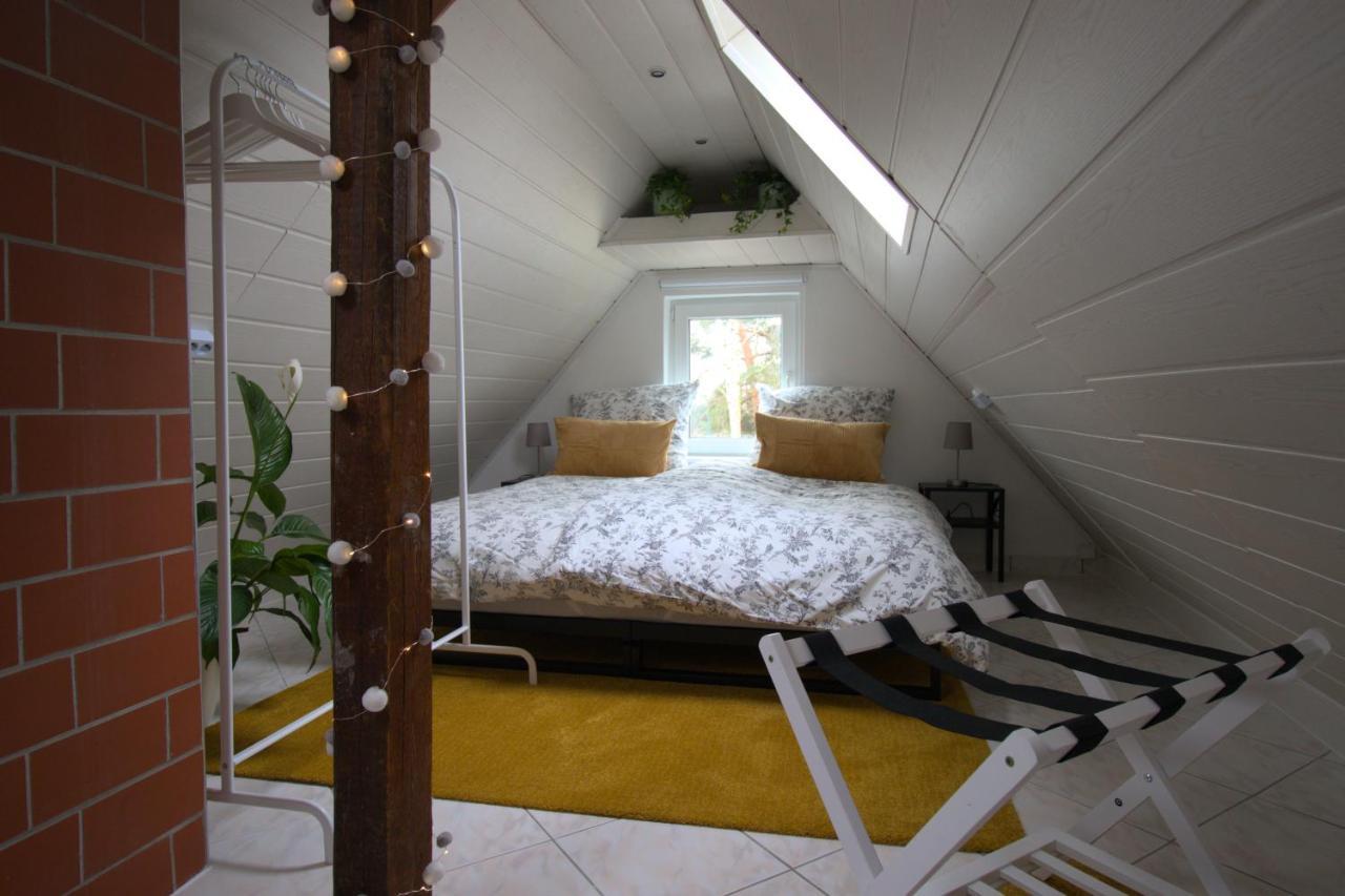 Idyllisches Wohnen In Gruener Oase Apartment Грисхайм Екстериор снимка